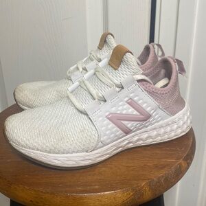 Good condition new balance gym shoe